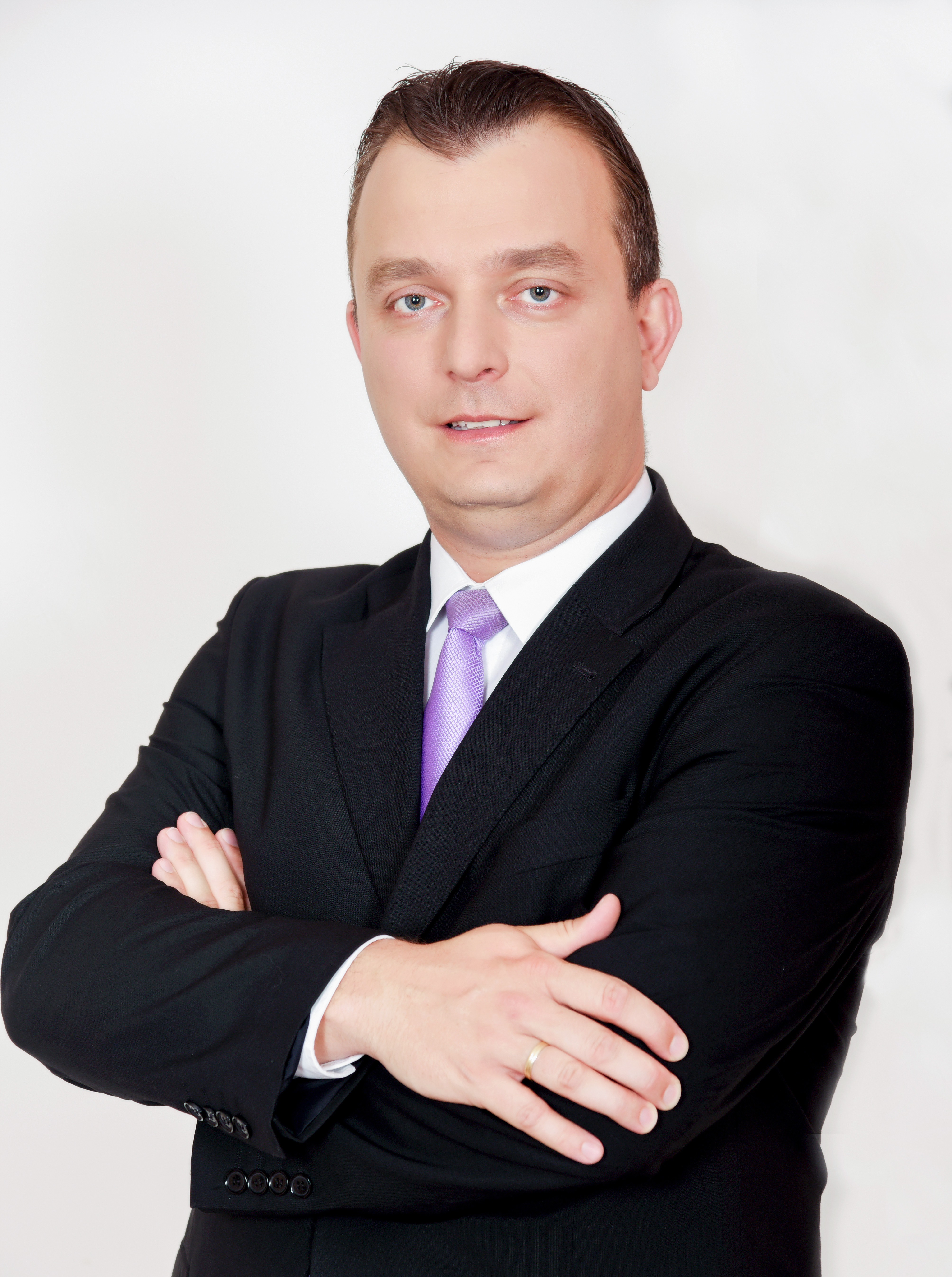 Ákos Eőry Leinonen Managing Director